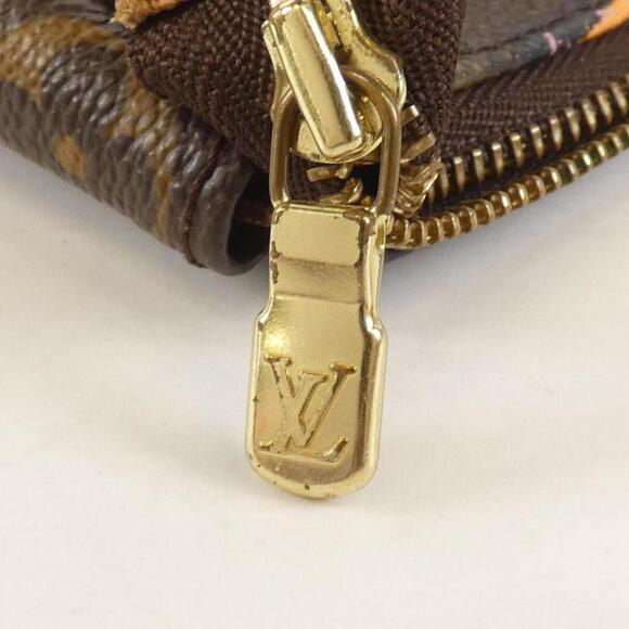LOUIS VUITTON Gold Monogram Pouch - Picture 6 of 10